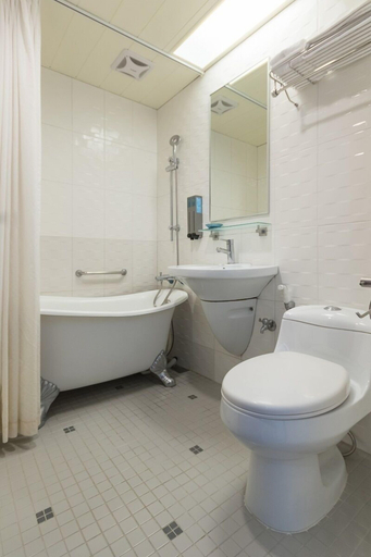 Bathroom 4, Just Enjoy Business Hotel, Tainan