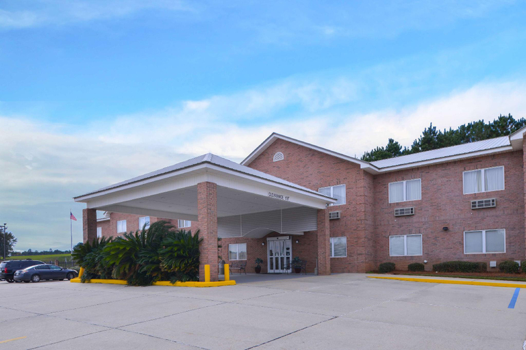 Exterior & Views 2, Americas Best Value Inn Wiggins, Stone