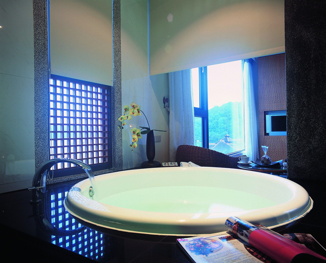 Bathroom 5, Einhan Resort, Nantou