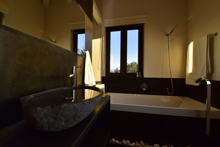 Bathroom 3, Luxury Villa Piedra, Ionian Islands