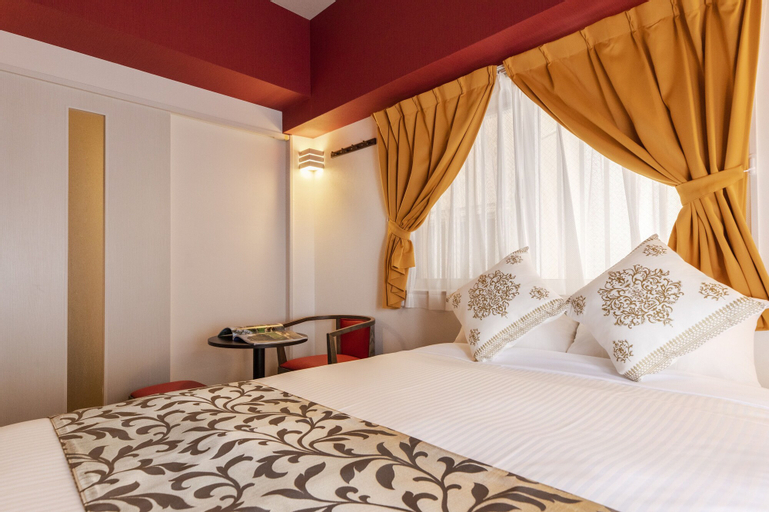 Bedroom 13