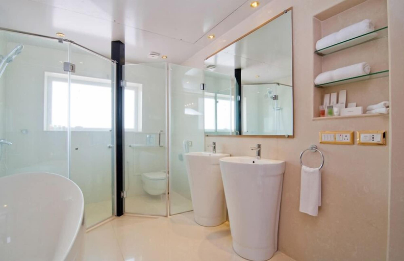 Bathroom 5, White Pearl Suites, North Goa