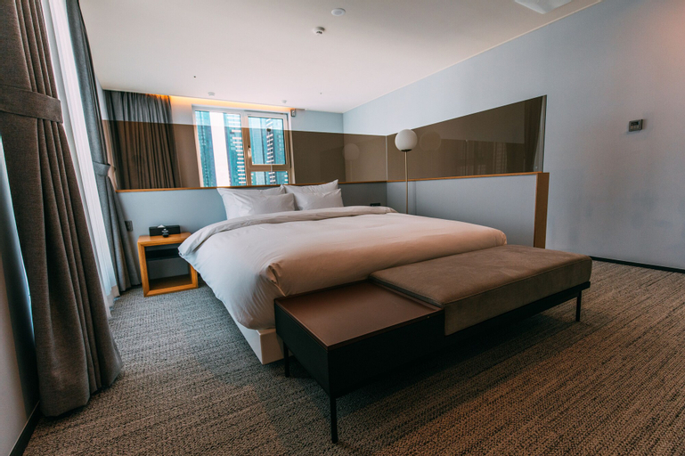 Bedroom 15