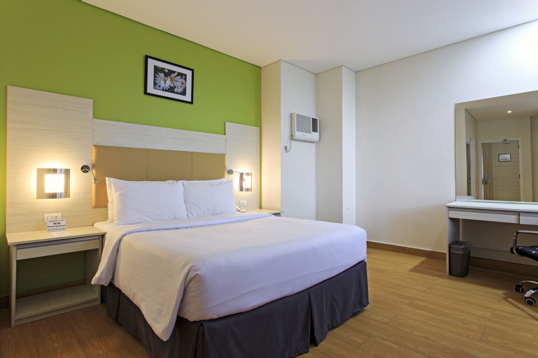 Bedroom 16
