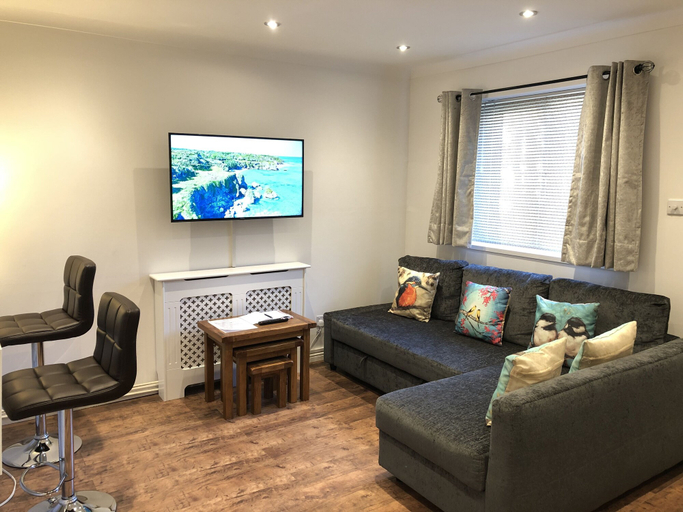 Others 3, Fountain View 1BR Flat-Free Parking, Oxfordshire