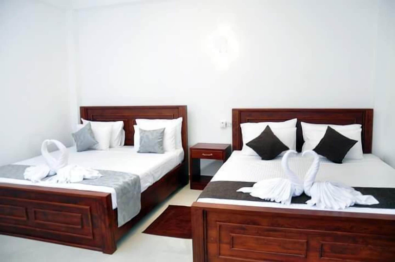 Bedroom 5, Airport Grand Holiday Home, Katana