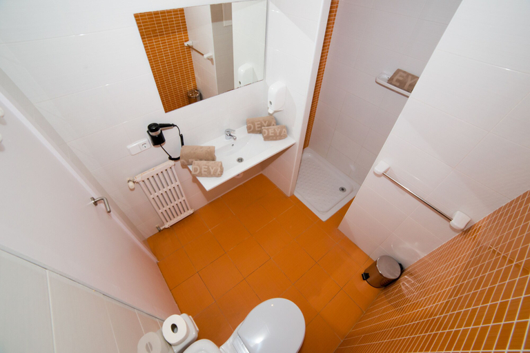 Bathroom 5, Pierre & Vacances Mallorca Deya - Recomendado para adultos, Baleares