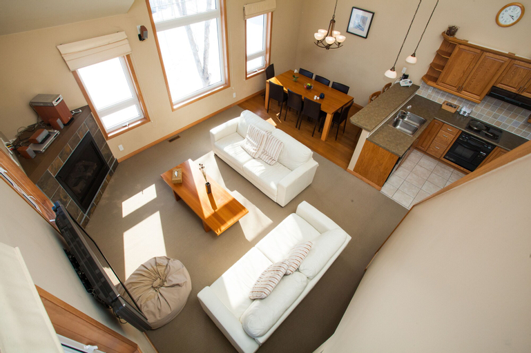 Niseko Alpine Apartments, Kutchan