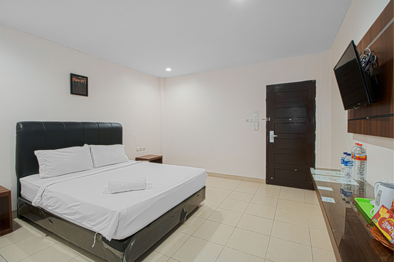Bedroom 13