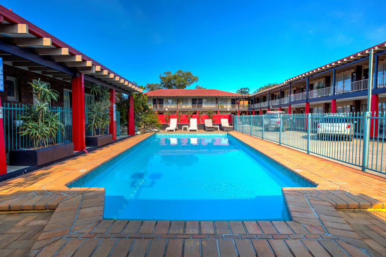 Swimming Pool 1