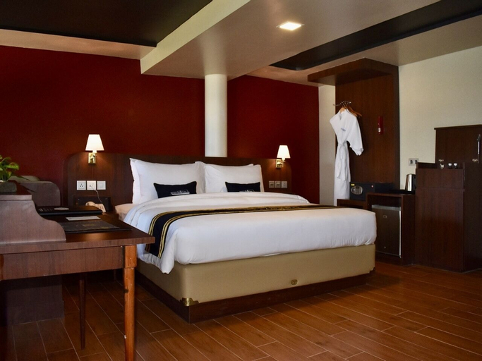 Bedroom 5