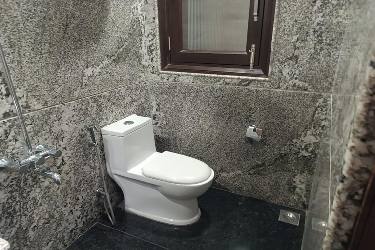 Bathroom 3, Mintstar Apartment And Suites, East Of Kailash, Delhi