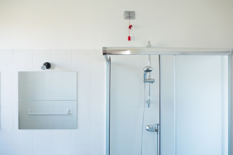 Bathroom 5, Lake Como Beach Hostel, Como