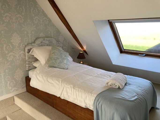 Bedroom 4, La Marmoire, Loire-Atlantique