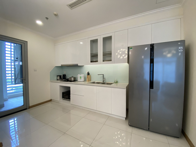 Dining Room 8