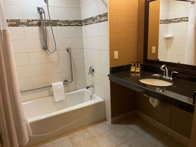Bathroom 4, Best Western Plus Okotoks Inn & Suites, Division No. 6