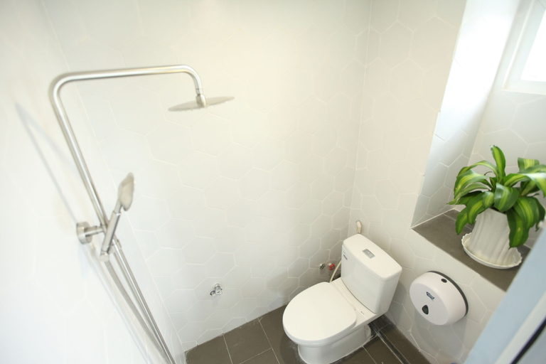Bathroom 4, Sleepbox Hostel Phu Quoc, Phú Quốc