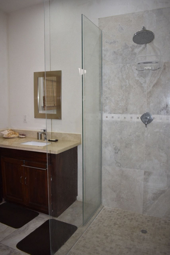 Bathroom 4, White Caps
