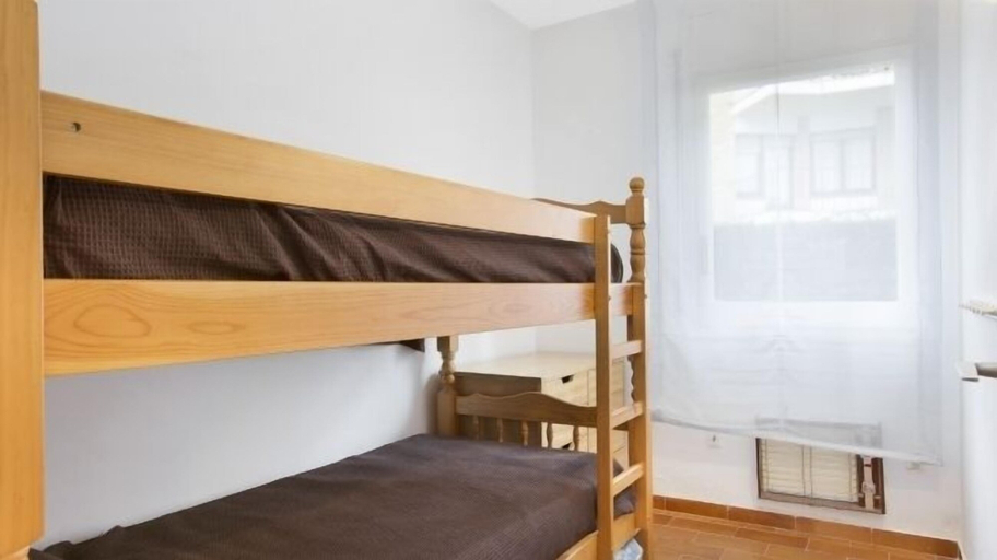Bedroom 2, Apartamento Calella Park, Girona