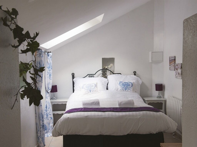 Bedroom 3, La Marmoire, Loire-Atlantique
