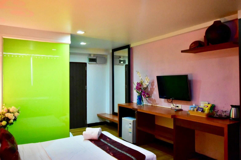 Bedroom 23