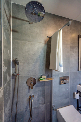 Bathroom 5, Dadya Bora Hotel, Datça