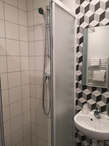 Bathroom 4, Residence Little Sevigne, Ille-et-Vilaine