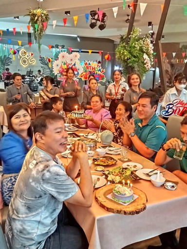Food & Drinks 5, Suanpa Resort, Muang Surin