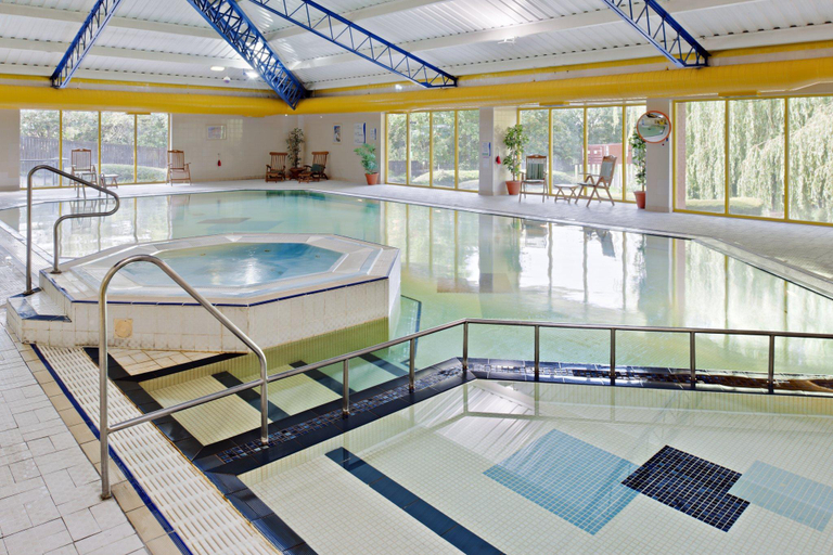 Sport & Beauty 2, Holiday Inn Runcorn M56 Junction 12 By IHG, Cheshire West and Chester
