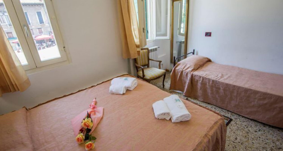 Bedroom 3, Albergo Antico Capon, Venezia