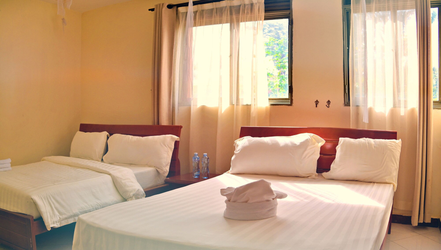 Bedroom 2, Lakefront Hotel Entebbe, Entebbe