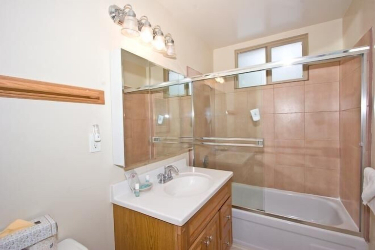Bathroom 3, 2853 Springwood Dr., El Dorado