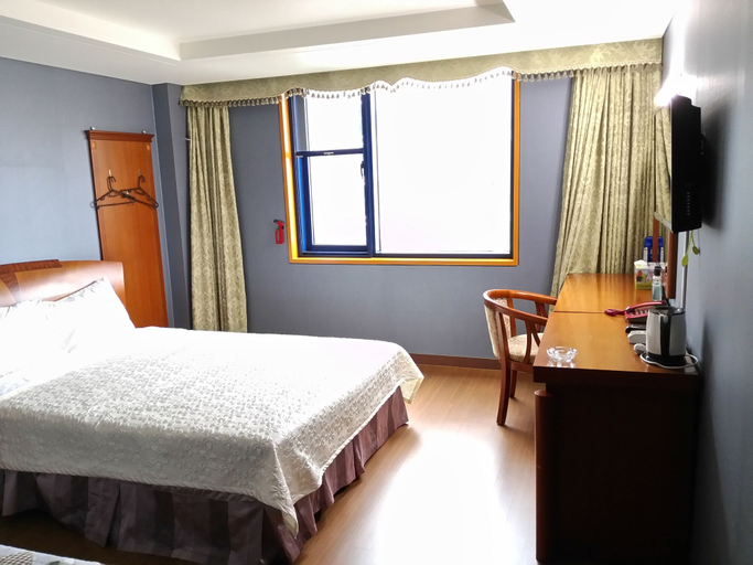 Bedroom 4, Sungsanpo Sky Hotel, Seogwipo