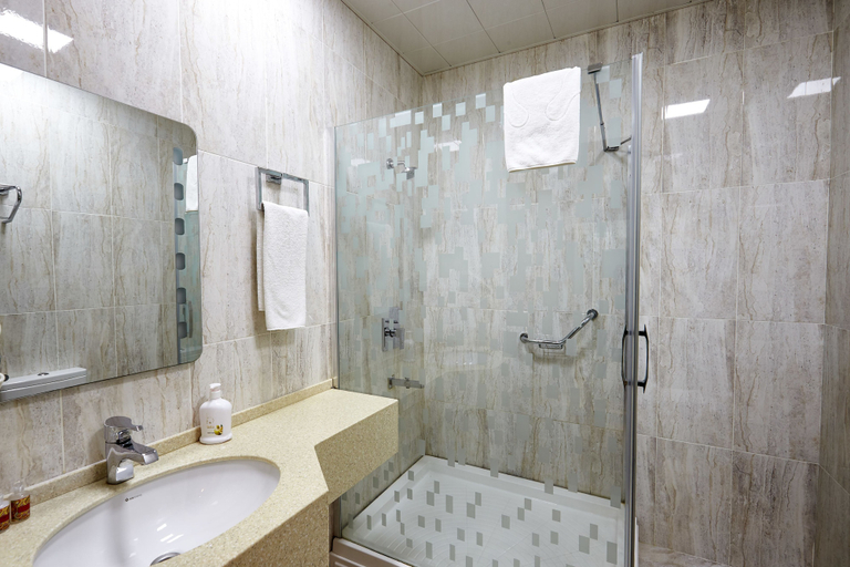 Bathroom 5, Boulevard Side Hotel, Baku