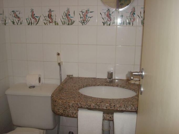 Bathroom 3, Hotel das Marés, Trairi