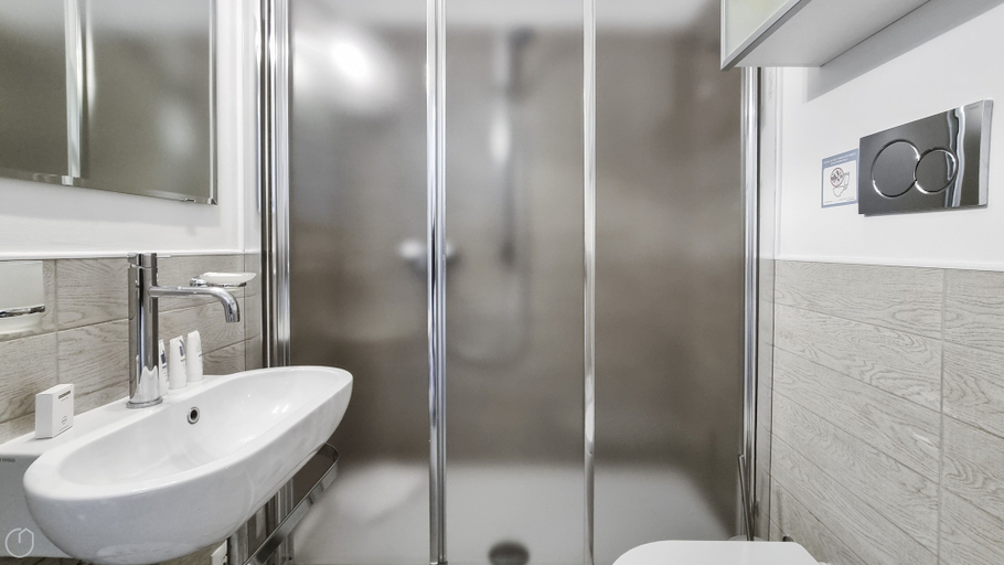 Bathroom 3, Italianway Comfort - Bligny 19 D, Milano