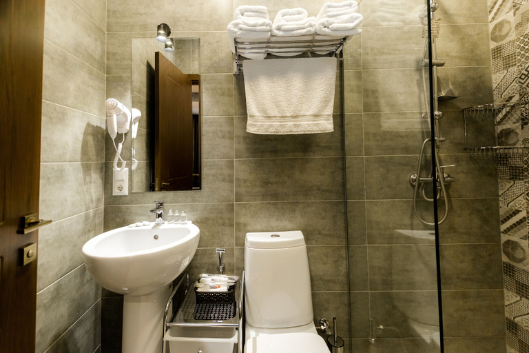 Bathroom 3, Hotel Angel, Tbilisi