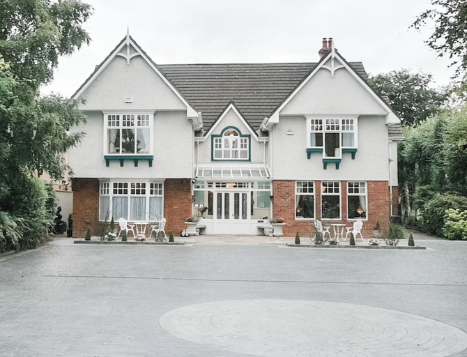 Exterior & Views, Herbert House