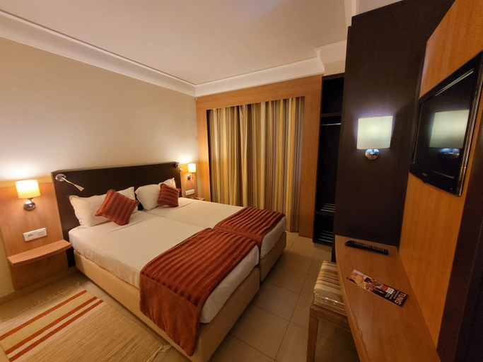 Bedroom 2, Hôtel Tiba, Sidi El Béchir