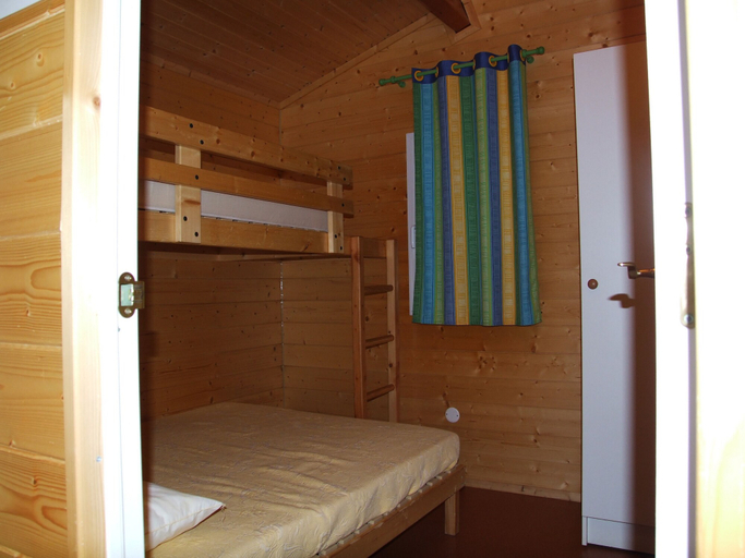 Bedroom 3, Camping municipal du pont de l'Elze, Gard