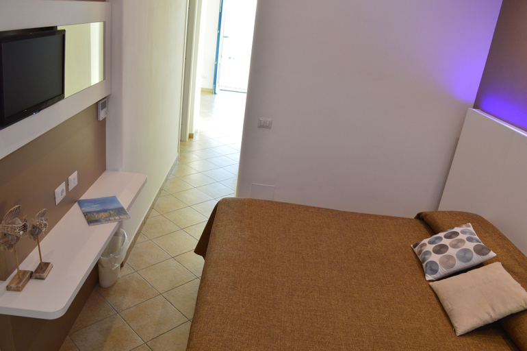 Bedroom 4, A Alera Room and Breakfast, Messina