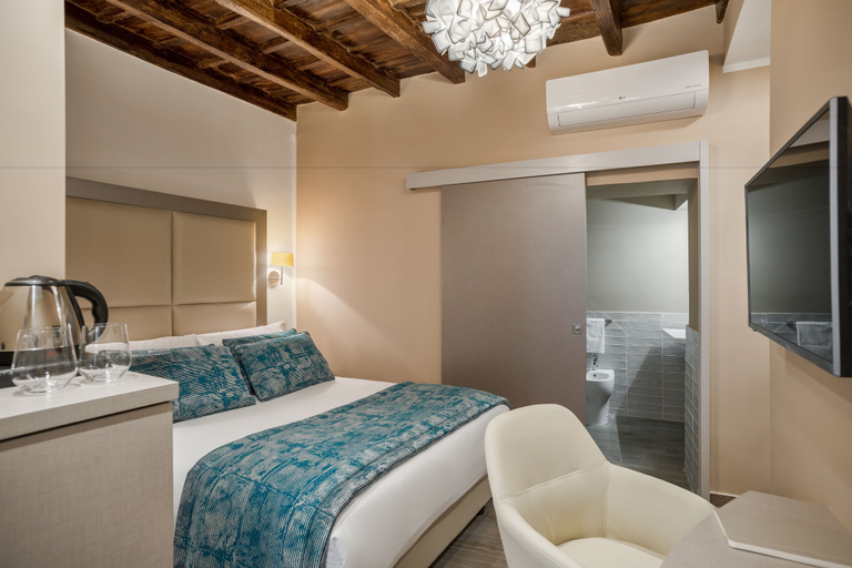 Bedroom 4, Reginella Suites, Rome