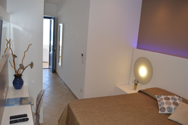 Bedroom 5, A Alera Room and Breakfast, Messina