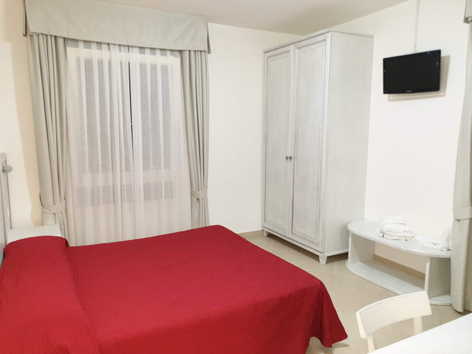 Bedroom 3, Hotel Pigalle, Lucca