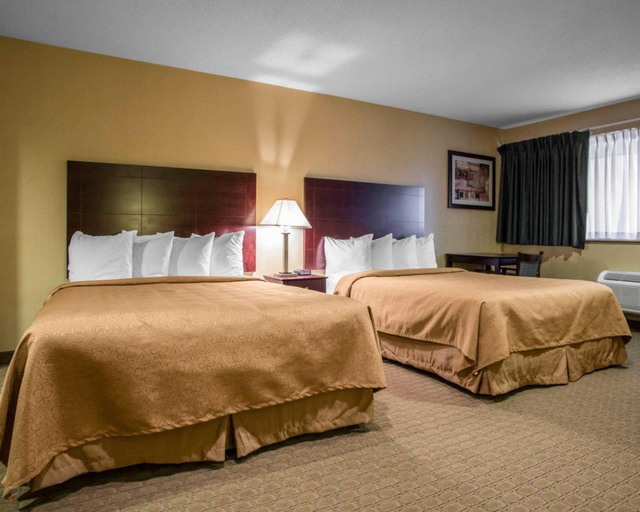 Bedroom 3, Americinn By Wyndham Marshfield, Wood