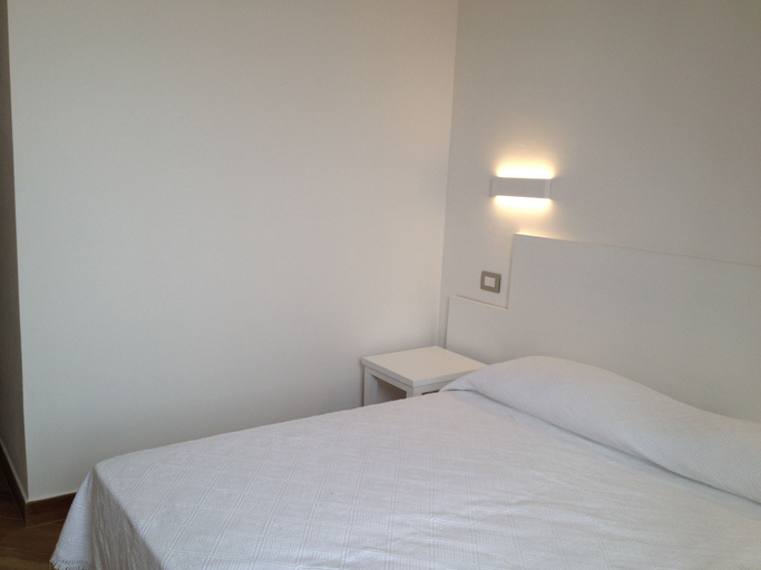Bedroom 3, Hotel Il Pirata, Palermo