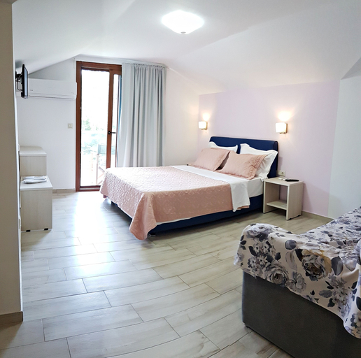 Bedroom 5, Studios & Apartments Efrosini, Central Macedonia