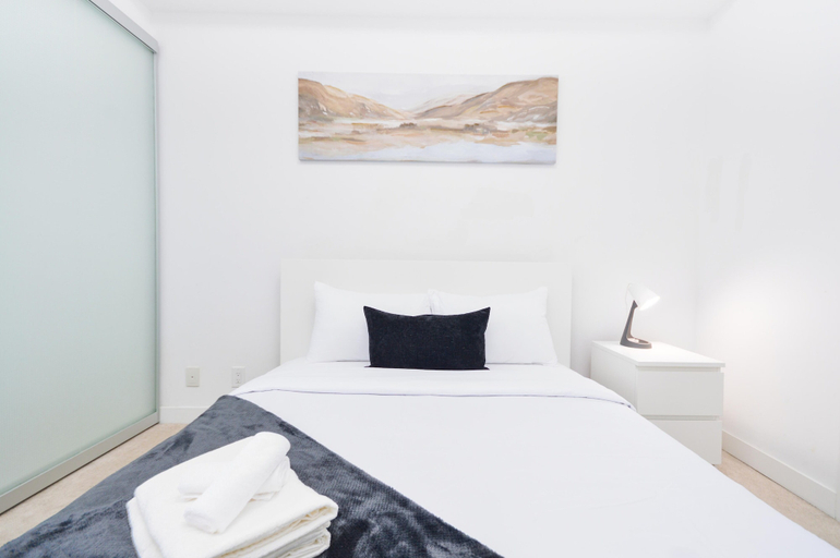 Bedroom 2, Downtown Toronto near CN Tower, Toronto