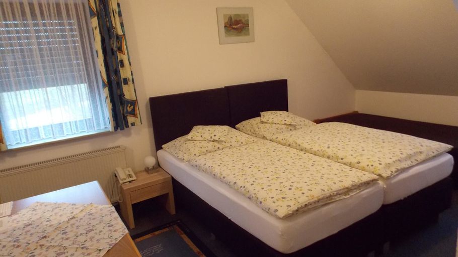 Bedroom 4, Gasthaus Pension Rezatgrund, Ansbach