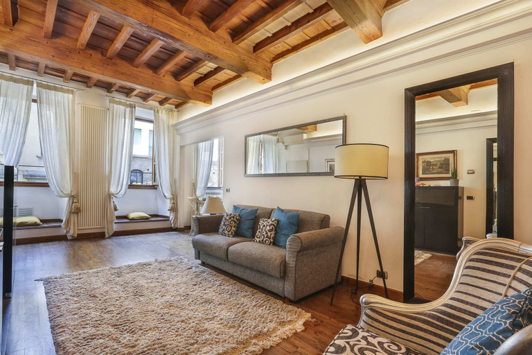 Others 4, Pontevecchio Stylish Apartment in Florence, Florence